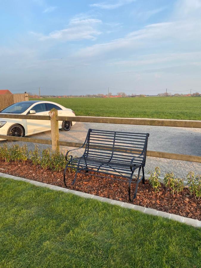 B&B 't Hoveke Wingene Buitenkant foto