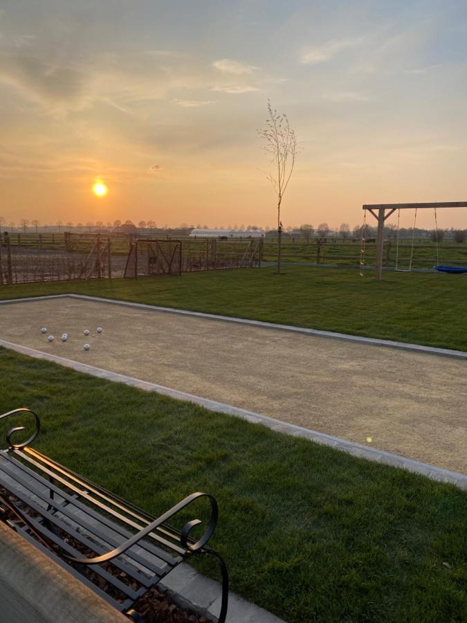 B&B 't Hoveke Wingene Buitenkant foto